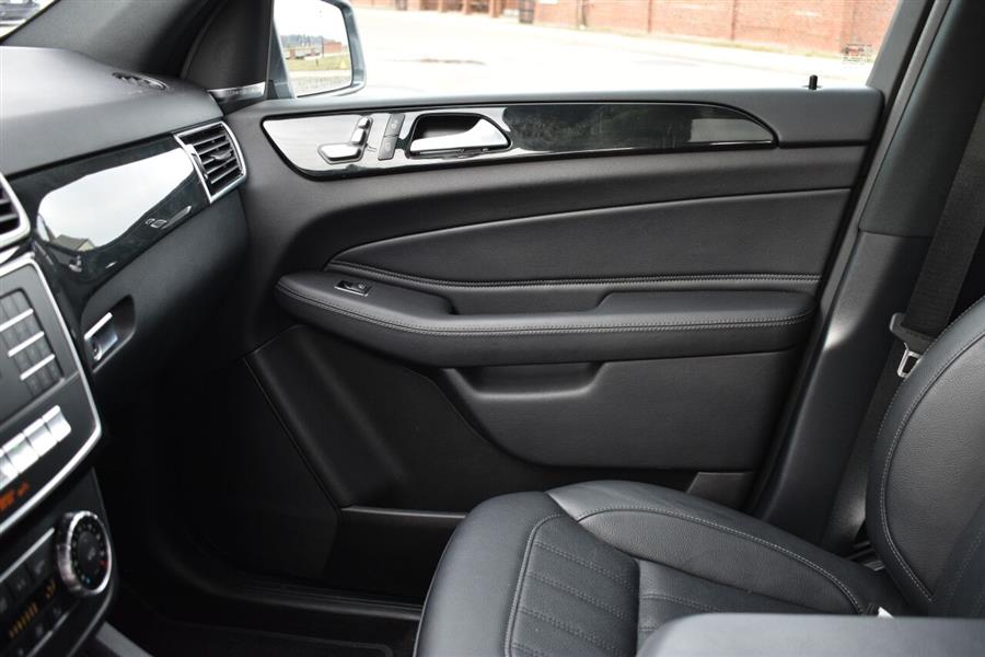 2019 Mercedes-benz Gle GLE 400 4MATIC AWD 4dr SUV, available for sale in Great Neck, New York | Camy Cars. Great Neck, New York 2019 Mercedes-benz Gle GLE 400 4MATIC AWD 4dr SUV, available for sale in Great Neck, New York | Camy Cars. Great Neck, New York
