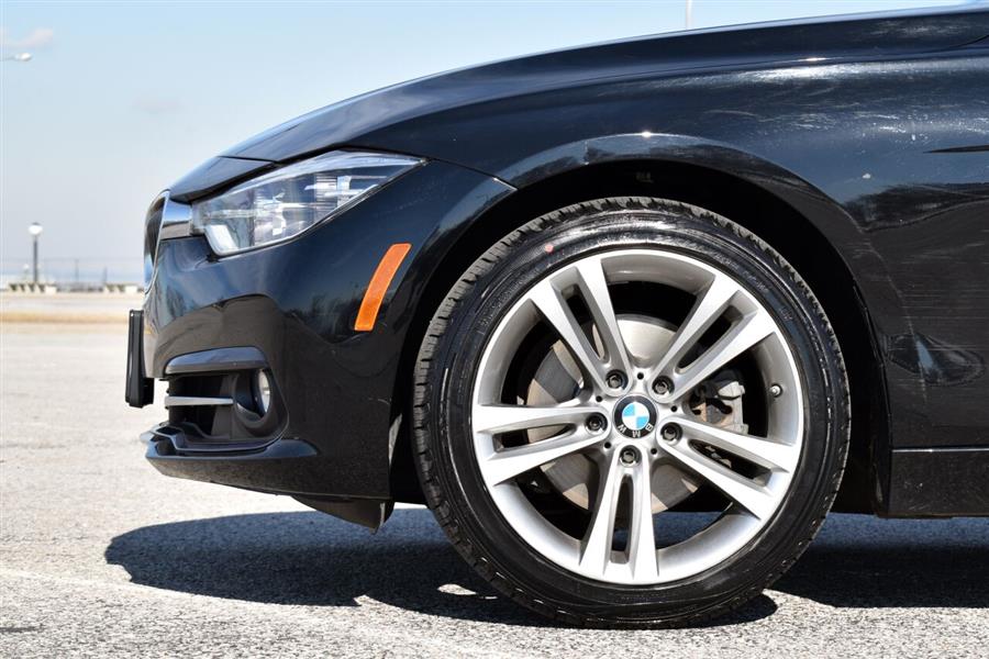 2018 BMW 3 Series 330i xDrive AWD 4dr Sedan, available for sale in Great Neck, New York | Camy Cars. Great Neck, New York 2018 BMW 3 Series 330i xDrive AWD 4dr Sedan, available for sale in Great Neck, New York | Camy Cars. Great Neck, New York