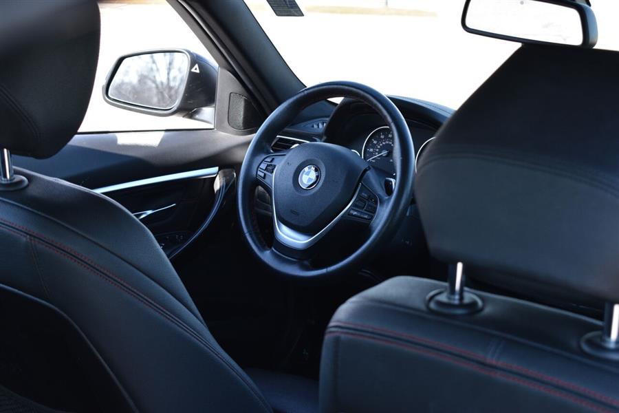 2018 BMW 3 Series 330i xDrive AWD 4dr Sedan, available for sale in Great Neck, New York | Camy Cars. Great Neck, New York 2018 BMW 3 Series 330i xDrive AWD 4dr Sedan, available for sale in Great Neck, New York | Camy Cars. Great Neck, New York