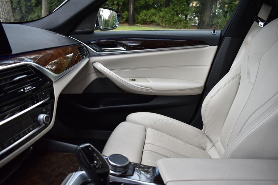 2019 BMW 5 Series 530i xDrive AWD 4dr Sedan, available for sale in Great Neck, New York | Camy Cars. Great Neck, New York 2019 BMW 5 Series 530i xDrive AWD 4dr Sedan, available for sale in Great Neck, New York | Camy Cars. Great Neck, New York