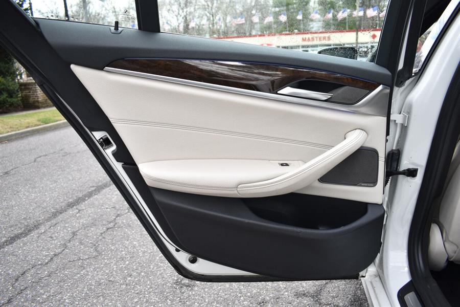 2019 BMW 5 Series 530i xDrive AWD 4dr Sedan, available for sale in Great Neck, New York | Camy Cars. Great Neck, New York 2019 BMW 5 Series 530i xDrive AWD 4dr Sedan, available for sale in Great Neck, New York | Camy Cars. Great Neck, New York