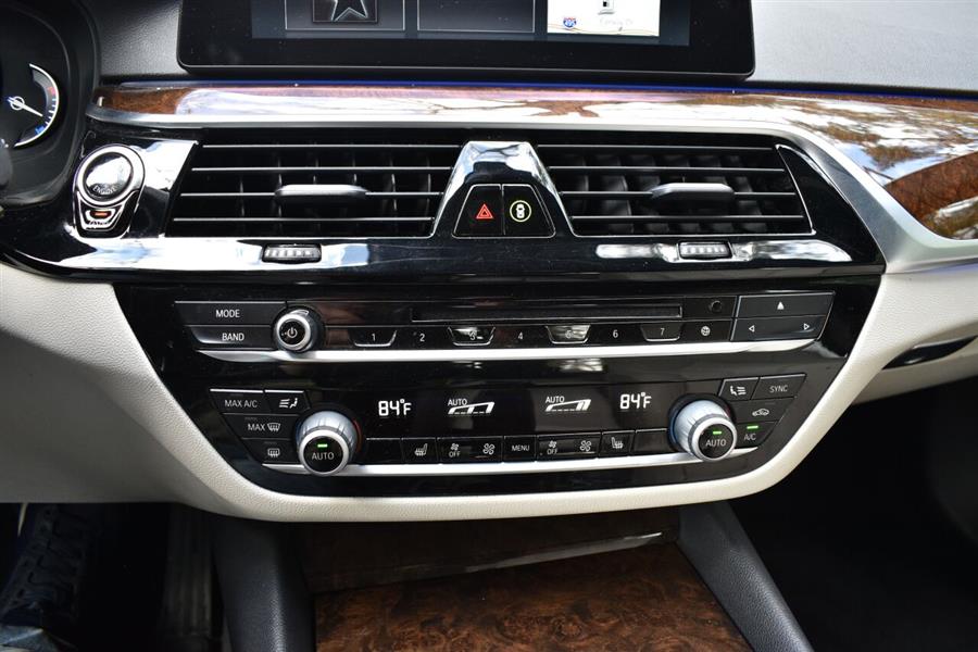 2019 BMW 5 Series 530i xDrive AWD 4dr Sedan, available for sale in Great Neck, New York | Camy Cars. Great Neck, New York 2019 BMW 5 Series 530i xDrive AWD 4dr Sedan, available for sale in Great Neck, New York | Camy Cars. Great Neck, New York