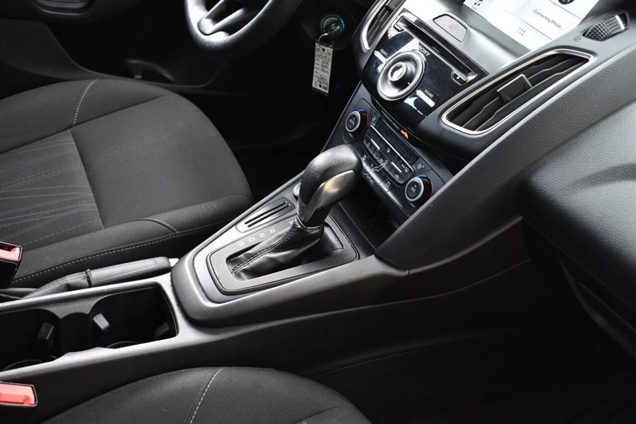 2018 Ford Focus SEL 4dr Sedan, available for sale in Great Neck, New York | Camy Cars. Great Neck, New York 2018 Ford Focus SEL 4dr Sedan, available for sale in Great Neck, New York | Camy Cars. Great Neck, New York