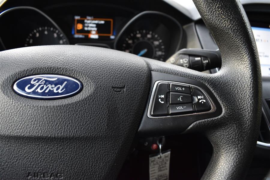 2018 Ford Focus SEL 4dr Sedan, available for sale in Great Neck, New York | Camy Cars. Great Neck, New York 2018 Ford Focus SEL 4dr Sedan, available for sale in Great Neck, New York | Camy Cars. Great Neck, New York
