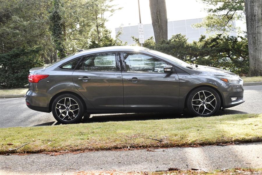 2018 Ford Focus SEL 4dr Sedan, available for sale in Great Neck, New York | Camy Cars. Great Neck, New York 2018 Ford Focus SEL 4dr Sedan, available for sale in Great Neck, New York | Camy Cars. Great Neck, New York