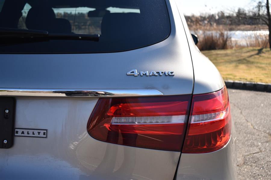 2019 Mercedes-benz Glc GLC 300 4MATIC AWD 4dr SUV, available for sale in Great Neck, New York | Camy Cars. Great Neck, New York 2019 Mercedes-benz Glc GLC 300 4MATIC AWD 4dr SUV, available for sale in Great Neck, New York | Camy Cars. Great Neck, New York