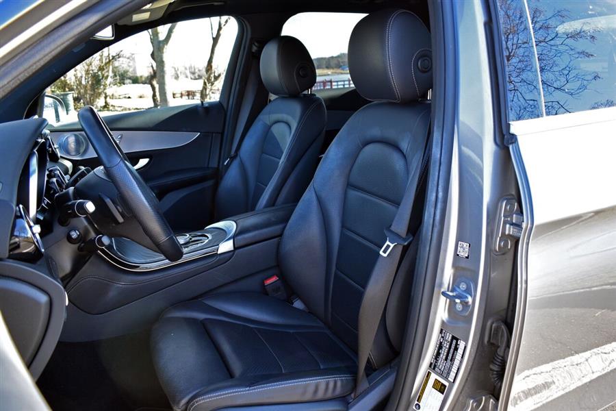 2019 Mercedes-benz Glc GLC 300 4MATIC AWD 4dr SUV, available for sale in Great Neck, New York | Camy Cars. Great Neck, New York 2019 Mercedes-benz Glc GLC 300 4MATIC AWD 4dr SUV, available for sale in Great Neck, New York | Camy Cars. Great Neck, New York
