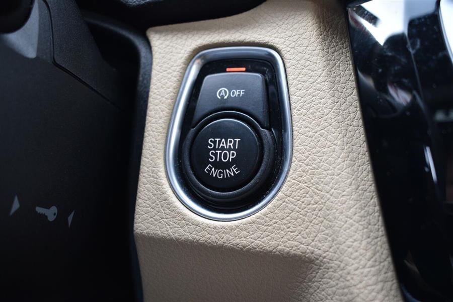2018 BMW 3 Series 330i xDrive, available for sale in Great Neck, New York | Camy Cars. Great Neck, New York 2018 BMW 3 Series 330i xDrive, available for sale in Great Neck, New York | Camy Cars. Great Neck, New York