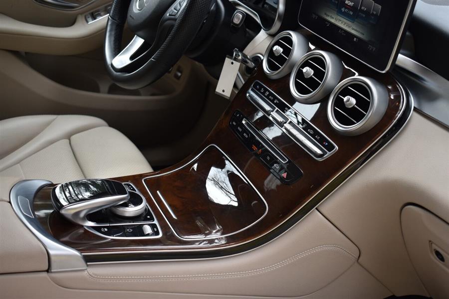 2019 Mercedes-benz Glc GLC 350e 4MATIC AWD 4dr SUV, available for sale in Great Neck, New York | Camy Cars. Great Neck, New York 2019 Mercedes-benz Glc GLC 350e 4MATIC AWD 4dr SUV, available for sale in Great Neck, New York | Camy Cars. Great Neck, New York