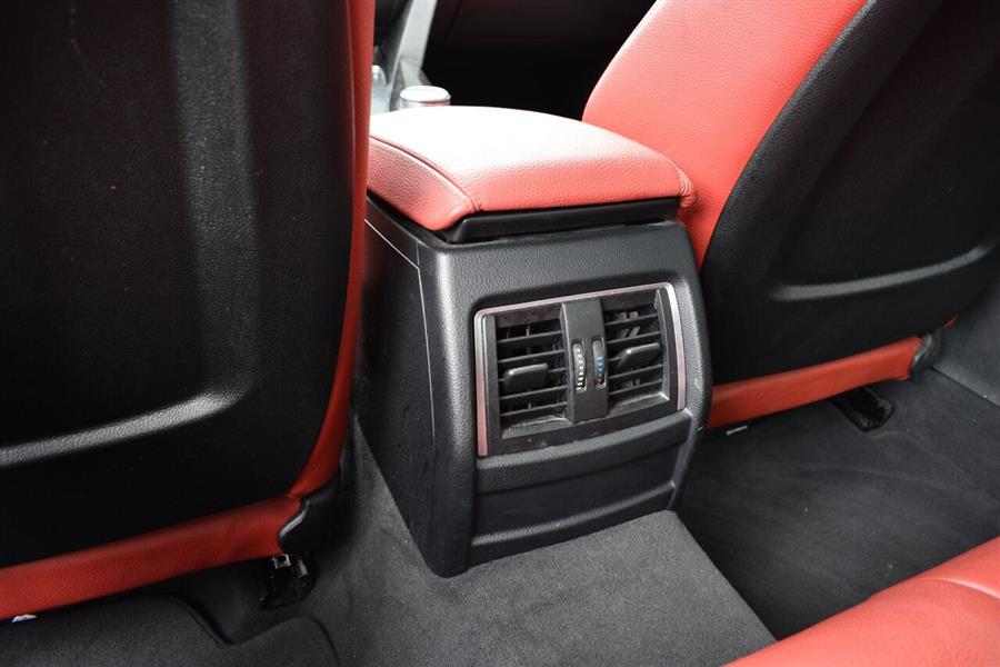 2018 BMW 3 Series 330i xDrive AWD 4dr Sedan, available for sale in Great Neck, New York | Camy Cars. Great Neck, New York 2018 BMW 3 Series 330i xDrive AWD 4dr Sedan, available for sale in Great Neck, New York | Camy Cars. Great Neck, New York