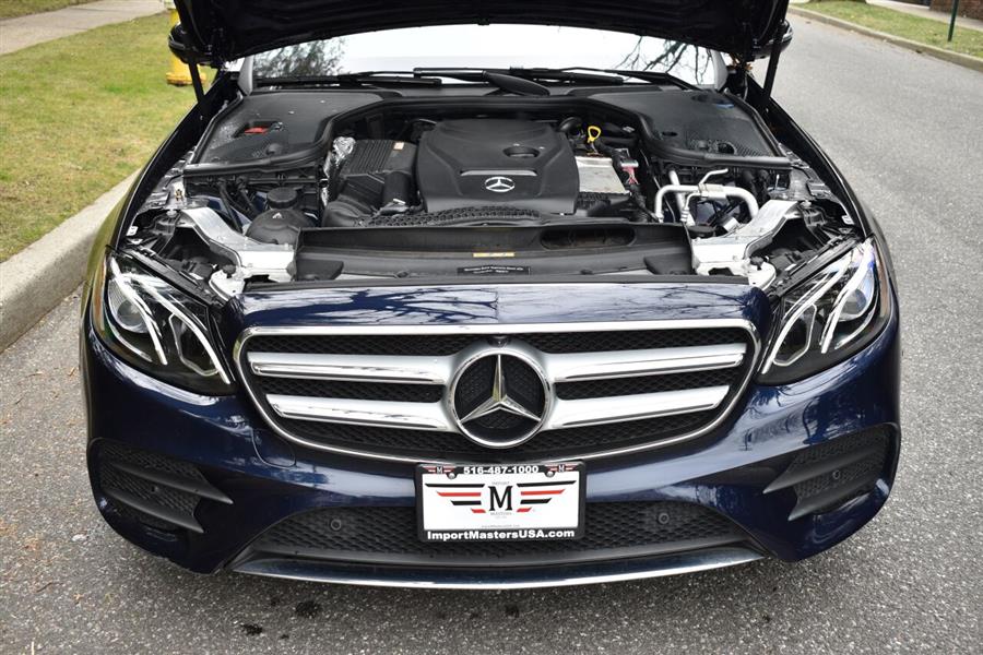 Used Mercedes-benz E-class E 300 4MATIC AWD 4dr Sedan 2019 | Camy Cars. Great Neck, New York Used Mercedes-benz E-class E 300 4MATIC AWD 4dr Sedan 2019 | Camy Cars. Great Neck, New York