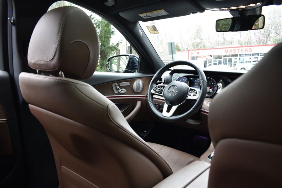 Used Mercedes-benz E-class E 300 4MATIC AWD 4dr Sedan 2019 | Camy Cars. Great Neck, New York Used Mercedes-benz E-class E 300 4MATIC AWD 4dr Sedan 2019 | Camy Cars. Great Neck, New York