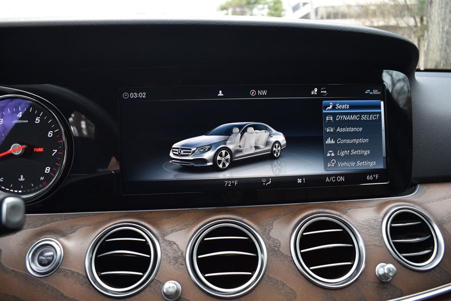 Used Mercedes-benz E-class E 300 4MATIC AWD 4dr Sedan 2019 | Camy Cars. Great Neck, New York Used Mercedes-benz E-class E 300 4MATIC AWD 4dr Sedan 2019 | Camy Cars. Great Neck, New York