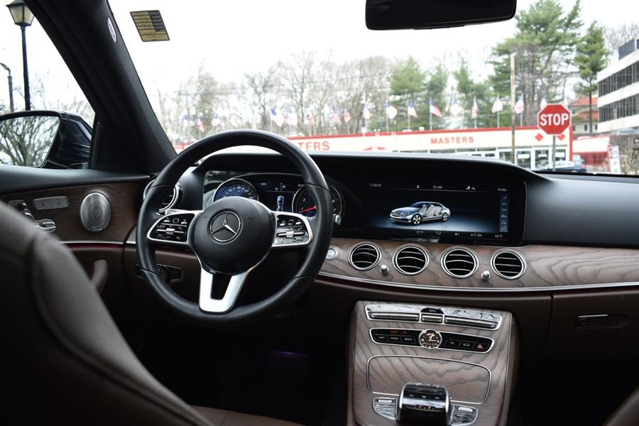 Used Mercedes-benz E-class E 300 4MATIC AWD 4dr Sedan 2019 | Camy Cars. Great Neck, New York Used Mercedes-benz E-class E 300 4MATIC AWD 4dr Sedan 2019 | Camy Cars. Great Neck, New York
