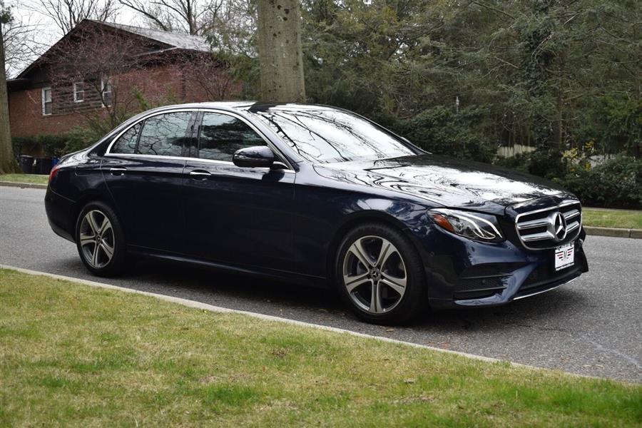 Used Mercedes-benz E-class E 300 4MATIC AWD 4dr Sedan 2019 | Camy Cars. Great Neck, New York Used Mercedes-benz E-class E 300 4MATIC AWD 4dr Sedan 2019 | Camy Cars. Great Neck, New York