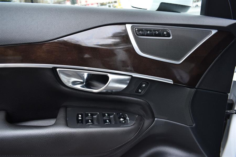 Used Volvo Xc90 T6 Momentum AWD 4dr SUV 2019 | Camy Cars. Great Neck, New York Used Volvo Xc90 T6 Momentum AWD 4dr SUV 2019 | Camy Cars. Great Neck, New York