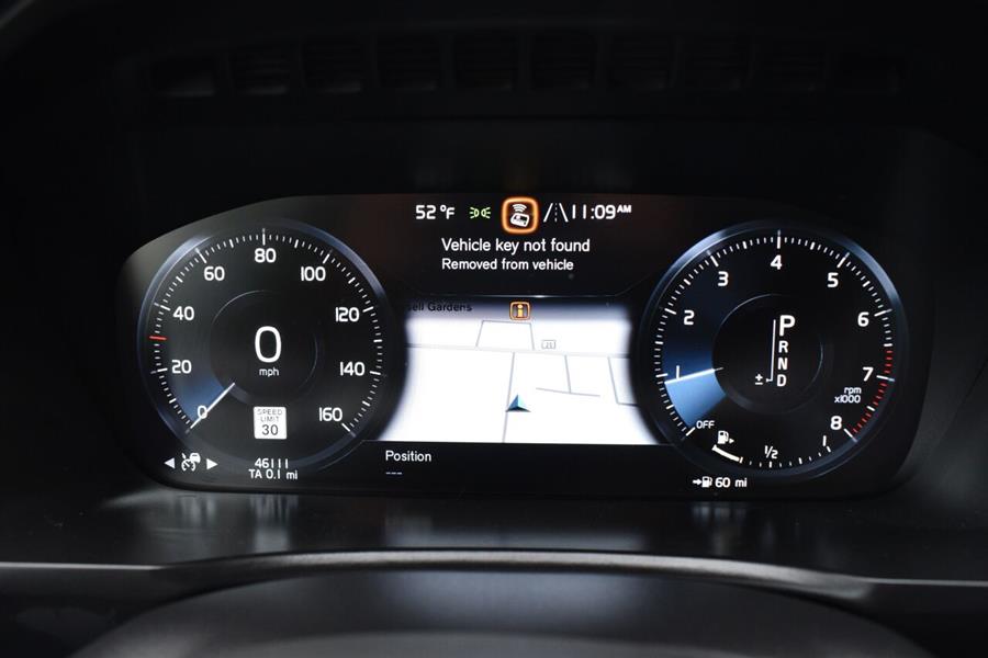 Used Volvo Xc90 T6 Momentum AWD 4dr SUV 2019 | Camy Cars. Great Neck, New York Used Volvo Xc90 T6 Momentum AWD 4dr SUV 2019 | Camy Cars. Great Neck, New York