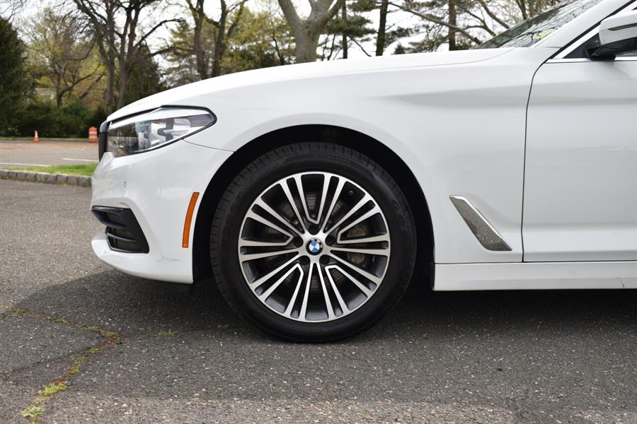 2019 BMW 5 Series 530i xDrive AWD 4dr Sedan, available for sale in Great Neck, New York | Camy Cars. Great Neck, New York 2019 BMW 5 Series 530i xDrive AWD 4dr Sedan, available for sale in Great Neck, New York | Camy Cars. Great Neck, New York