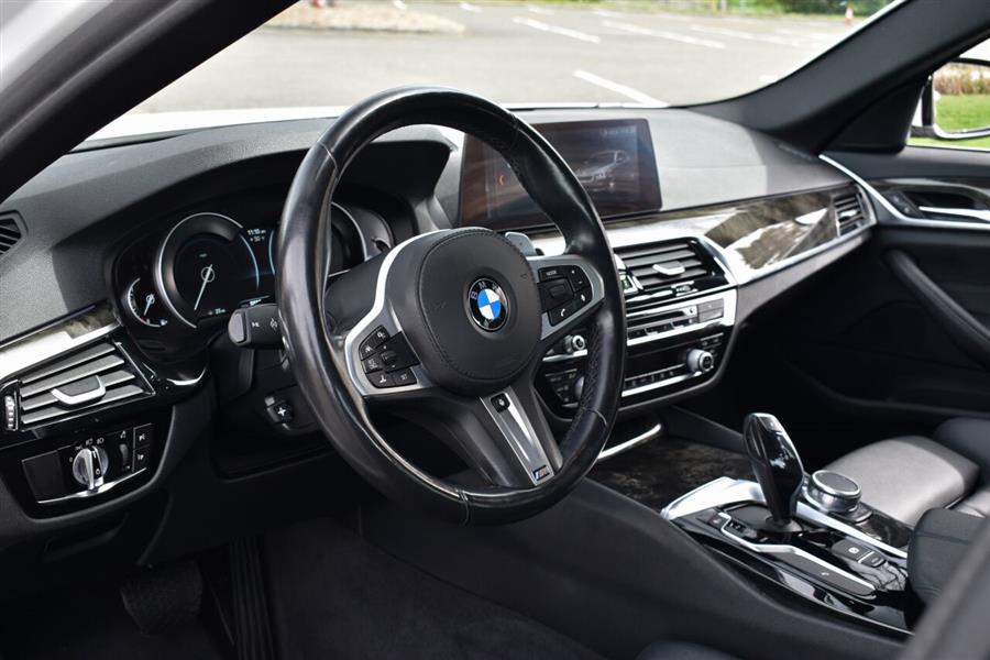 2019 BMW 5 Series 530i xDrive AWD 4dr Sedan, available for sale in Great Neck, New York | Camy Cars. Great Neck, New York 2019 BMW 5 Series 530i xDrive AWD 4dr Sedan, available for sale in Great Neck, New York | Camy Cars. Great Neck, New York