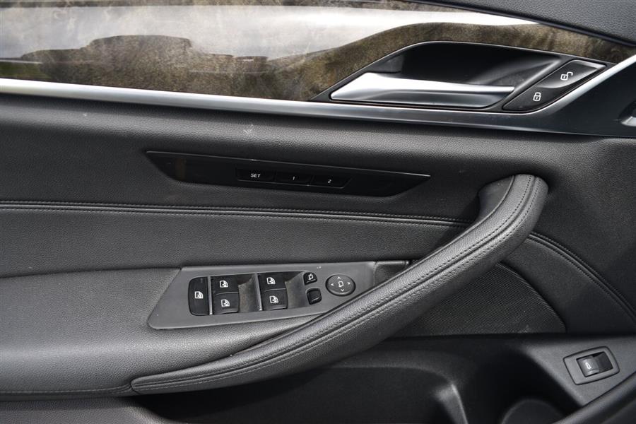 2019 BMW 5 Series 530i xDrive AWD 4dr Sedan, available for sale in Great Neck, New York | Camy Cars. Great Neck, New York 2019 BMW 5 Series 530i xDrive AWD 4dr Sedan, available for sale in Great Neck, New York | Camy Cars. Great Neck, New York