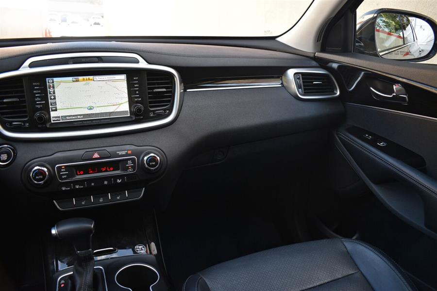 Used Kia Sorento 3.3L EX 2019 | Camy Cars. Great Neck, New York Used Kia Sorento 3.3L EX 2019 | Camy Cars. Great Neck, New York