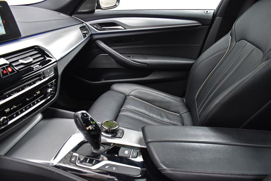 2018 BMW 5 Series M550i xDrive AWD 4dr Sedan, available for sale in Great Neck, New York | Camy Cars. Great Neck, New York 2018 BMW 5 Series M550i xDrive AWD 4dr Sedan, available for sale in Great Neck, New York | Camy Cars. Great Neck, New York