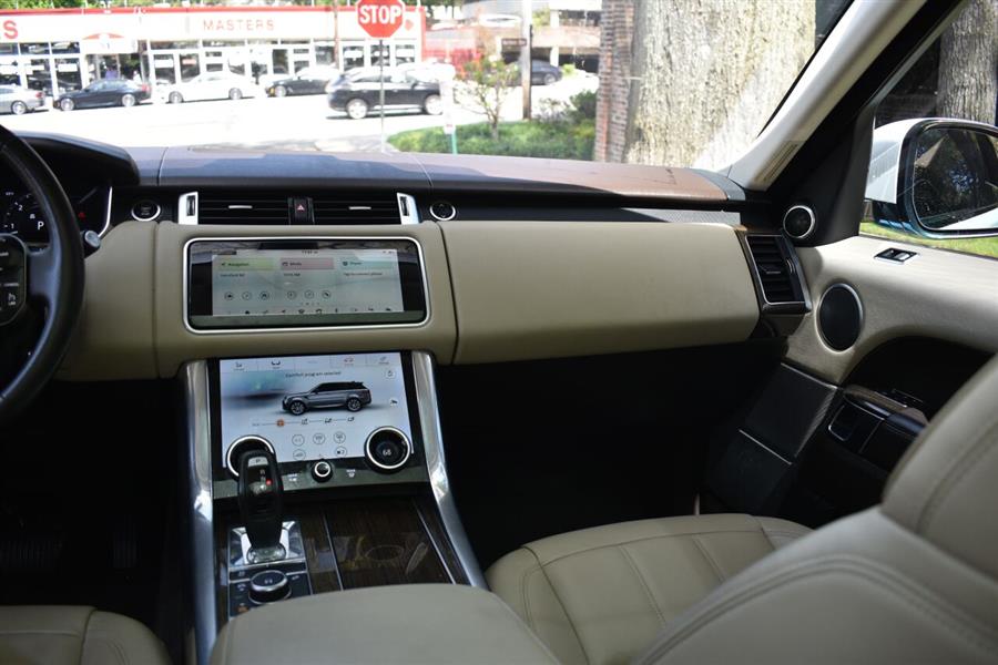 Used Land Rover Range Rover Sport SE Td6 AWD 4dr SUV 2018 | Camy Cars. Great Neck, New York Used Land Rover Range Rover Sport SE Td6 AWD 4dr SUV 2018 | Camy Cars. Great Neck, New York