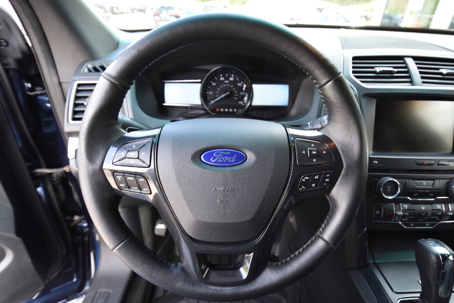 Used Ford Explorer 4WD 4dr XLT 2016 | Highline Car Connection. Waterbury, Connecticut Used Ford Explorer 4WD 4dr XLT 2016 | Highline Car Connection. Waterbury, Connecticut