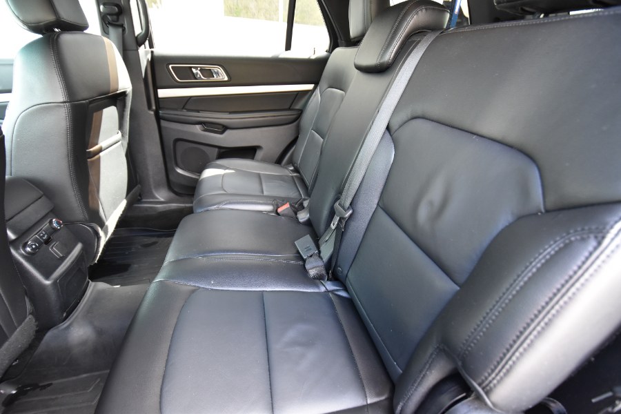 Used Ford Explorer 4WD 4dr XLT 2016 | Highline Car Connection. Waterbury, Connecticut Used Ford Explorer 4WD 4dr XLT 2016 | Highline Car Connection. Waterbury, Connecticut