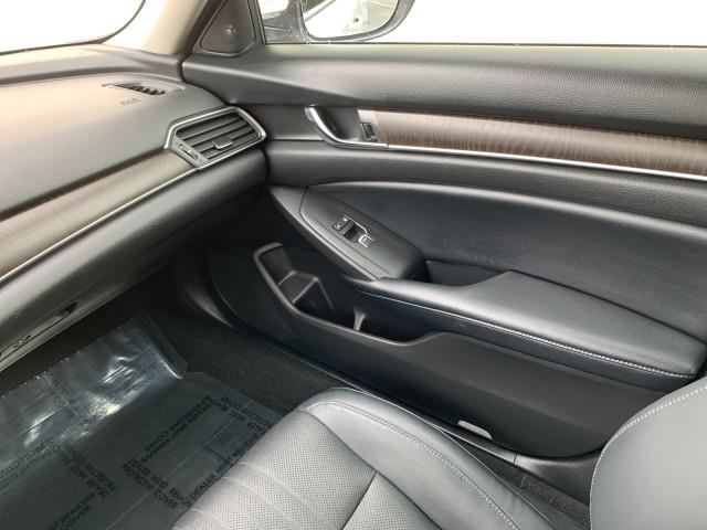 Used Honda Accord Sedan EX-L 2.0T 2018 | Valentine Motor Company. Forestville, Maryland Used Honda Accord Sedan EX-L 2.0T 2018 | Valentine Motor Company. Forestville, Maryland