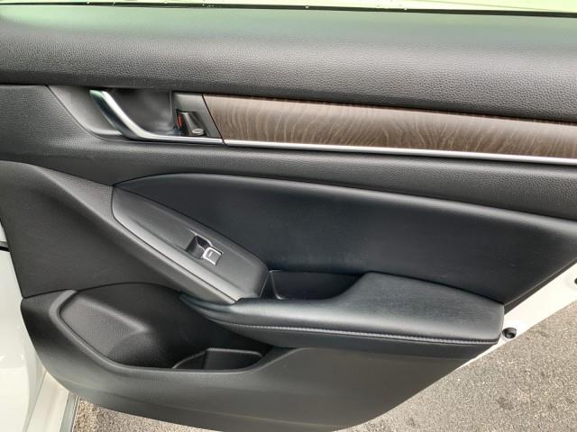 Used Honda Accord Sedan EX-L 2.0T 2018 | Valentine Motor Company. Forestville, Maryland Used Honda Accord Sedan EX-L 2.0T 2018 | Valentine Motor Company. Forestville, Maryland