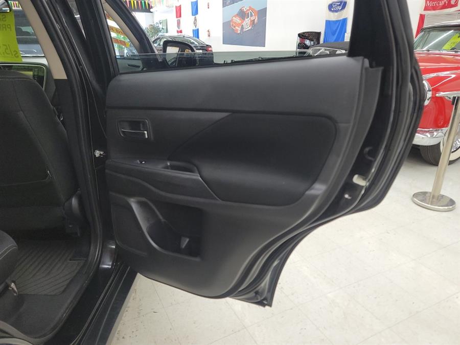 2017 Mitsubishi Outlander ES S-AWC, available for sale in West Haven, Connecticut | Auto Fair Inc.. West Haven, Connecticut 2017 Mitsubishi Outlander ES S-AWC, available for sale in West Haven, Connecticut | Auto Fair Inc.. West Haven, Connecticut