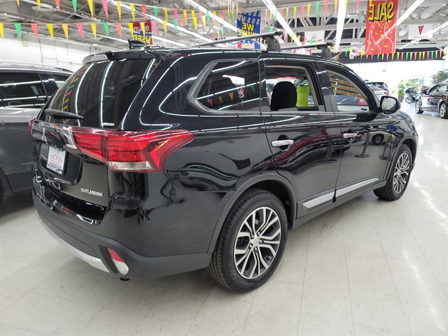 2017 Mitsubishi Outlander ES S-AWC, available for sale in West Haven, CT