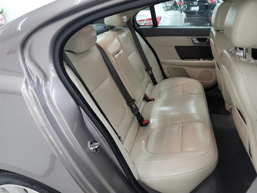 2009 Jaguar XF 4dr Sdn Premium Luxury, available for sale in West Haven, Connecticut | Auto Fair Inc.. West Haven, Connecticut 2009 Jaguar XF 4dr Sdn Premium Luxury, available for sale in West Haven, Connecticut | Auto Fair Inc.. West Haven, Connecticut