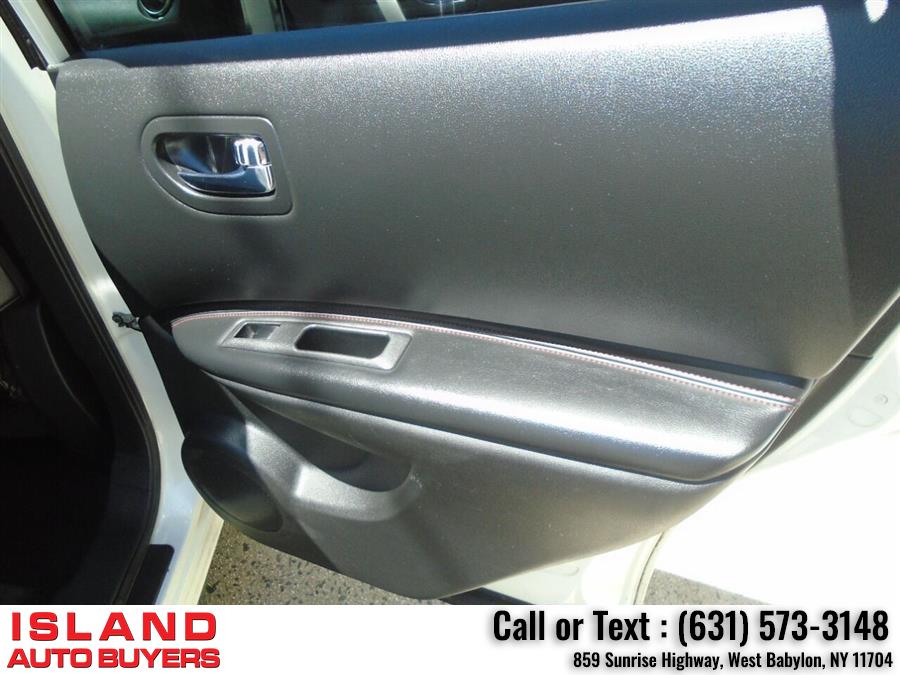 2010 Nissan Rogue SL AWD 4dr Crossover, available for sale in West Babylon, New York | Island Auto Buyers. West Babylon, New York 2010 Nissan Rogue SL AWD 4dr Crossover, available for sale in West Babylon, New York | Island Auto Buyers. West Babylon, New York