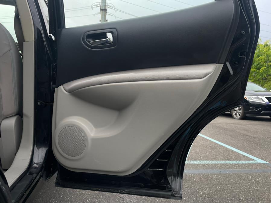 2014 Nissan Rogue Select S. CLEAN CARFAX!, available for sale in Rosedale, New York | Sunrise Auto Sales. Rosedale, New York 2014 Nissan Rogue Select S. CLEAN CARFAX!, available for sale in Rosedale, New York | Sunrise Auto Sales. Rosedale, New York