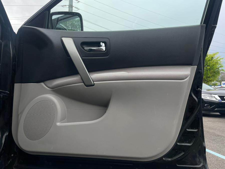 2014 Nissan Rogue Select S. CLEAN CARFAX!, available for sale in Rosedale, New York | Sunrise Auto Sales. Rosedale, New York 2014 Nissan Rogue Select S. CLEAN CARFAX!, available for sale in Rosedale, New York | Sunrise Auto Sales. Rosedale, New York