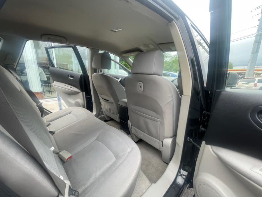 2014 Nissan Rogue Select S. CLEAN CARFAX!, available for sale in Rosedale, New York | Sunrise Auto Sales. Rosedale, New York 2014 Nissan Rogue Select S. CLEAN CARFAX!, available for sale in Rosedale, New York | Sunrise Auto Sales. Rosedale, New York