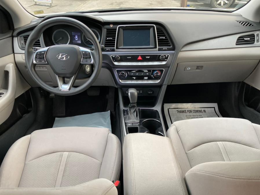 2018 Hyundai Sonata SE 2.4L SULEV, available for sale in Brooklyn, New York | Carsbuck Inc.. Brooklyn, New York 2018 Hyundai Sonata SE 2.4L SULEV, available for sale in Brooklyn, New York | Carsbuck Inc.. Brooklyn, New York