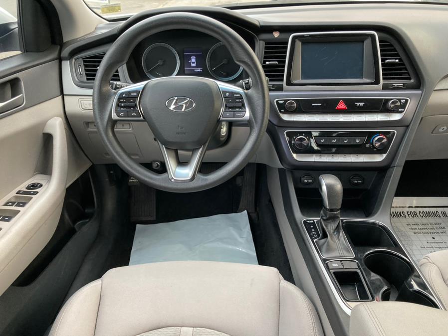 2018 Hyundai Sonata SE 2.4L SULEV, available for sale in Brooklyn, New York | Carsbuck Inc.. Brooklyn, New York 2018 Hyundai Sonata SE 2.4L SULEV, available for sale in Brooklyn, New York | Carsbuck Inc.. Brooklyn, New York