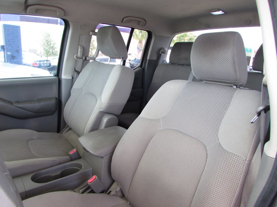 Used Nissan Frontier 2WD Crew Cab SWB Auto SE 2010 | VIP Auto Enterprise, Inc. Orlando, Florida Used Nissan Frontier 2WD Crew Cab SWB Auto SE 2010 | VIP Auto Enterprise, Inc. Orlando, Florida