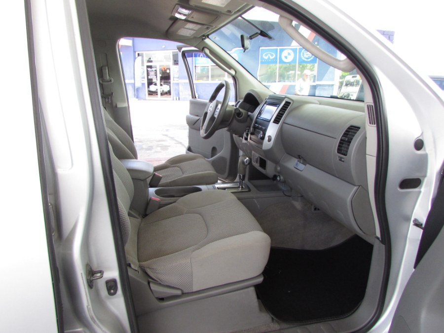 Used Nissan Frontier 2WD Crew Cab SWB Auto SE 2010 | VIP Auto Enterprise, Inc. Orlando, Florida Used Nissan Frontier 2WD Crew Cab SWB Auto SE 2010 | VIP Auto Enterprise, Inc. Orlando, Florida