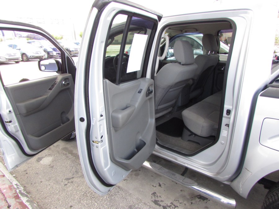 Used Nissan Frontier 2WD Crew Cab SWB Auto SE 2010 | VIP Auto Enterprise, Inc. Orlando, Florida Used Nissan Frontier 2WD Crew Cab SWB Auto SE 2010 | VIP Auto Enterprise, Inc. Orlando, Florida