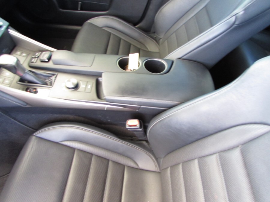 Used Lexus IS 300 4dr Sdn AWD 2016 | VIP Auto Enterprise, Inc. Orlando, Florida Used Lexus IS 300 4dr Sdn AWD 2016 | VIP Auto Enterprise, Inc. Orlando, Florida