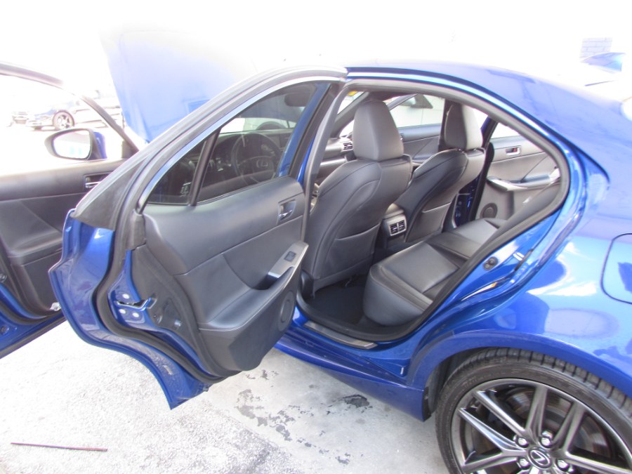 Used Lexus IS 300 4dr Sdn AWD 2016 | VIP Auto Enterprise, Inc. Orlando, Florida Used Lexus IS 300 4dr Sdn AWD 2016 | VIP Auto Enterprise, Inc. Orlando, Florida