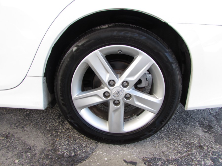 Used Toyota Camry 2014.5 4dr Sdn I4 Auto L (Natl) 2014 | VIP Auto Enterprise, Inc. Orlando, Florida Used Toyota Camry 2014.5 4dr Sdn I4 Auto L (Natl) 2014 | VIP Auto Enterprise, Inc. Orlando, Florida