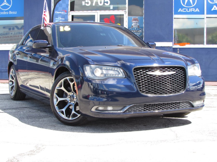 Used Chrysler 300 4dr Sdn 300S RWD 2016 | VIP Auto Enterprise, Inc. Orlando, Florida Used Chrysler 300 4dr Sdn 300S RWD 2016 | VIP Auto Enterprise, Inc. Orlando, Florida