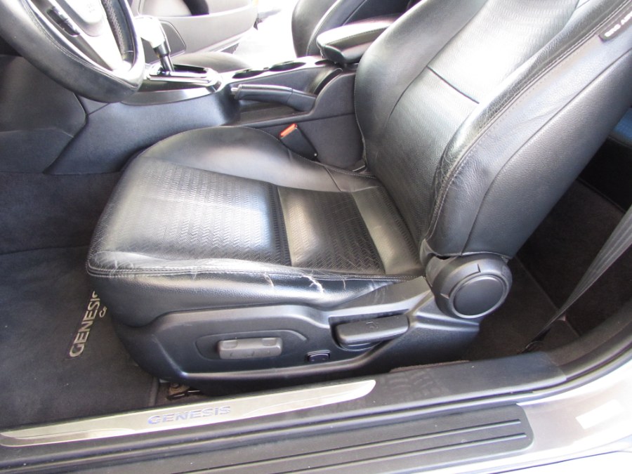 Used Hyundai Genesis Coupe 2dr V6 3.8L Auto Grand Touring w/Tan Lth 2013 | VIP Auto Enterprise, Inc. Orlando, Florida Used Hyundai Genesis Coupe 2dr V6 3.8L Auto Grand Touring w/Tan Lth 2013 | VIP Auto Enterprise, Inc. Orlando, Florida
