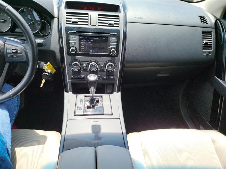 2015 Mazda CX-9 AWD 4dr Sport, available for sale in Hartford, Connecticut | Lex Autos LLC. Hartford, Connecticut 2015 Mazda CX-9 AWD 4dr Sport, available for sale in Hartford, Connecticut | Lex Autos LLC. Hartford, Connecticut