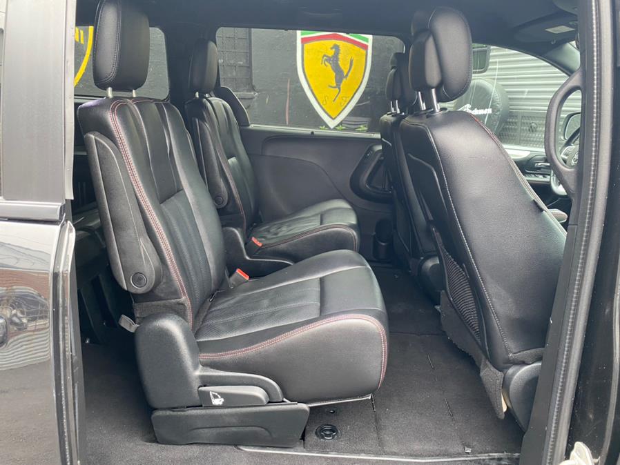2020 Dodge Grand Caravan GT Wagon, available for sale in Jamaica, New York | Jamaica Motor Sports. Jamaica, New York 2020 Dodge Grand Caravan GT Wagon, available for sale in Jamaica, New York | Jamaica Motor Sports. Jamaica, New York
